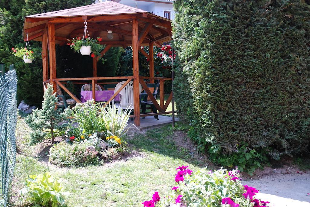 Antal Apartmanok Zalakaros Bagian luar foto