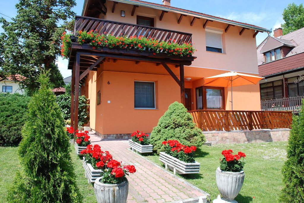 Antal Apartmanok Zalakaros Ruang foto